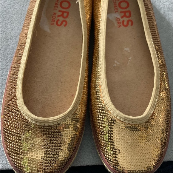 KORS MICHAEL KORS Little Girls size 2 Gold mesh slip on Shoes. Dressy. - Picture 2 of 8